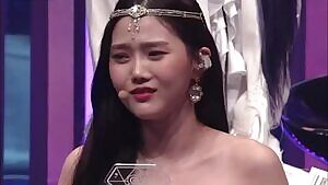 Oh My Girl - Hyojung