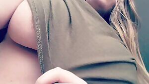 19 just got done going out for lunch w the fam. sc: analisesomee