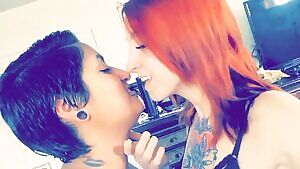 Making out with my sexy wife! 💦 Snapchat: jadev.333