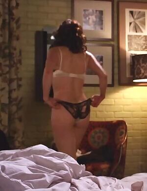 Carla Gugino's milf ass
