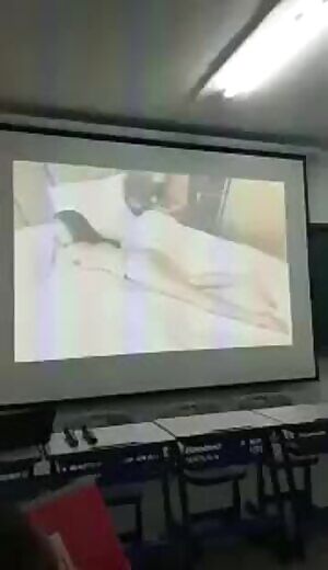 Presentation gaffe.