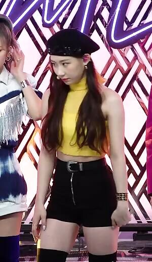 CHAERYEONG