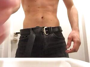 Quick GIF from the office. PMs welcome!