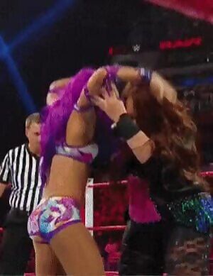 How I wanna pick up Sasha’s petite little body to eat her pussy