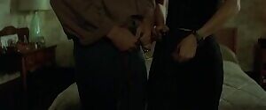 Salma Hayek undressing plot in Chain of Fools