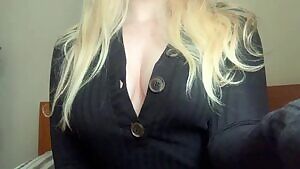 My tits are big and uneven but I like them 💗