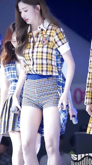 CHERRY BULLET Yuju