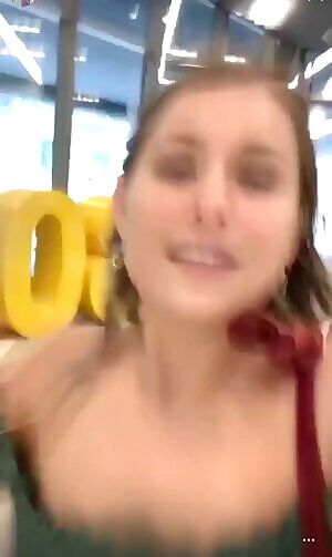 Braless Bouncing Tits