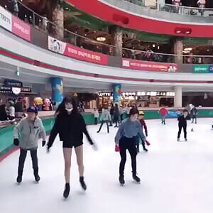 GFriend - Yuju: Skating on Instagram