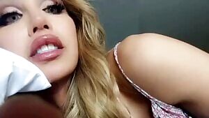 shaking that money maker