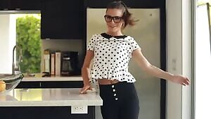 guerlain peels off her tight jeans to show off her cute little butt
