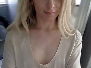 Mirror Striptease
