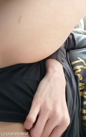 Do you like a freshly waxed pussy as much as i do?