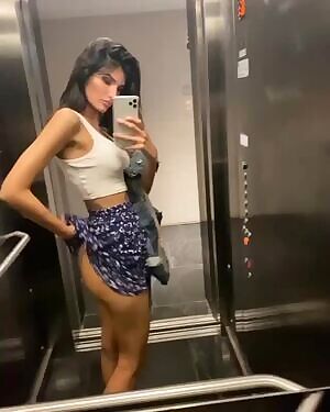 HMC while I take a quick selfie