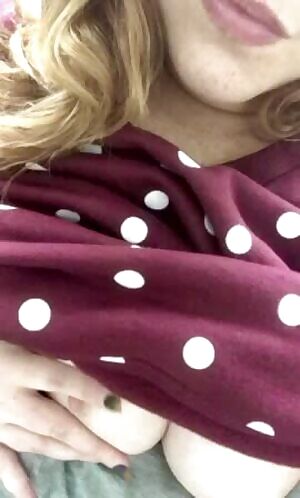 can’t stop eeling myself at work today... 🤫