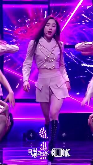 LOONA - Heejin