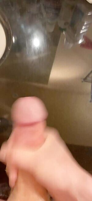 Thicc cock with a thicc load 💦