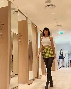 Beautiful Milo Moire