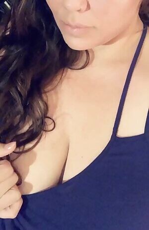 Feeling a bit fiesty this morning! How about a titty Twister Tuesday!! 😈😂