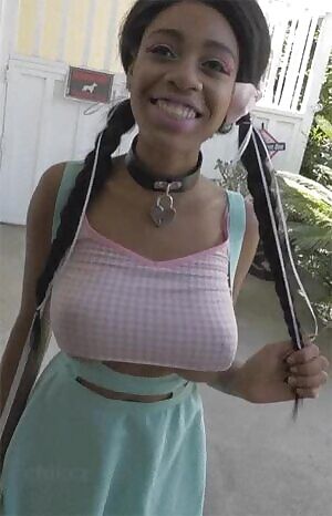 Bouncy collared beauty
