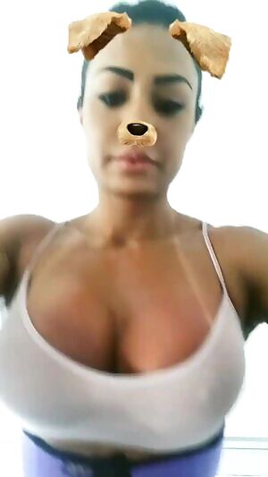 Sport Cleavage