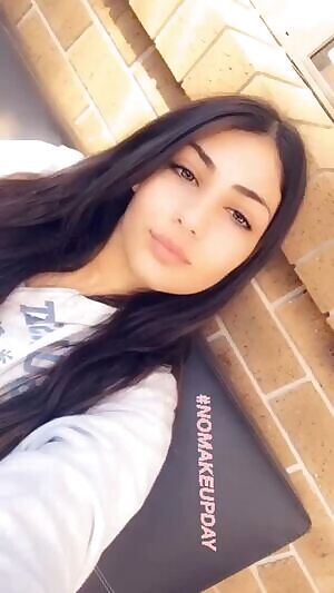 This hottie would look so much hotter drenched in cum