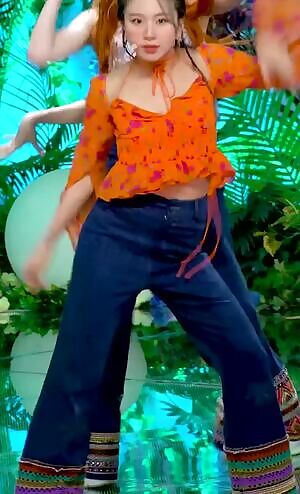 TWICE - Chaeyoung