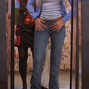 Blake Lively sweet panty plot in 'The Sisterhood of the Traveling Pants'