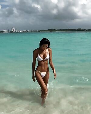 Jennifer Lee