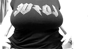 Thanks for all the love, Reddit! Here's a titty drop just for you :)