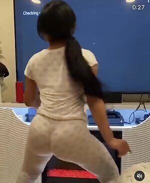 Cardi b sister