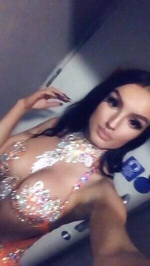 dressed up and so sexy! wow.