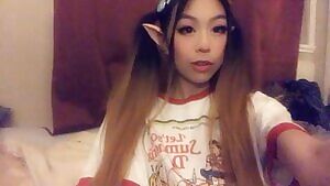 i love styling my hair like this! makes me feel like an anime gorl