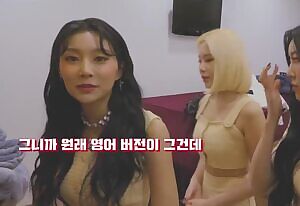 JOOE touching HYEBIN