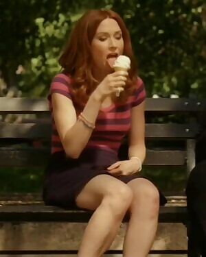 Ellie Kemper sure has a great tongue that needs to be licking plenty of cocks. Would clean up real nice afterwards