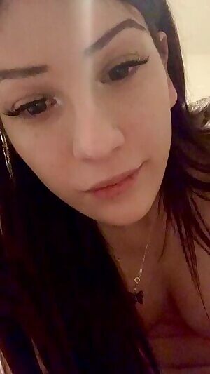 Have you ever felt a girl with a tongue ring lick your penis before👅 😛