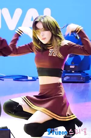 Red Velvet - Wendy's Cameltoe