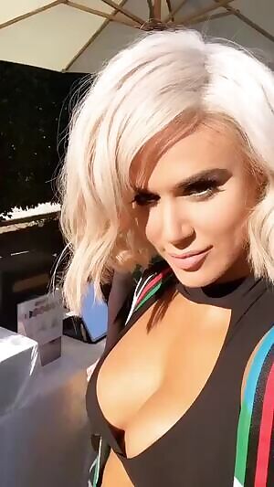 Lana is showing off her tits at Coachella, no Rusev in sight, what's going to go down?