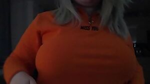 Tit drop 😈