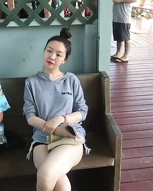 Girls Day Minah - Milky Thighs