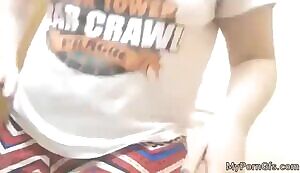 You all were so kind to me yesterday, I decided to take the leggings off for you....happy Fuck Me Friday. ;) I eagerly await your messages.