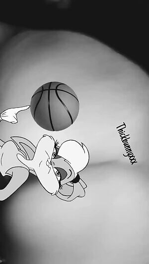 Cincinnati/Columbus area open to both couples or singles. 26 year old interracial couple Looking for a couple or single males to join us one day this weekend . MALES MUST BE black and well hung . If your interested dm or KiK us