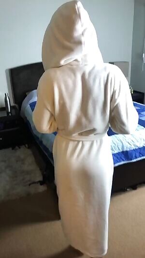 revealing his bday present 💗