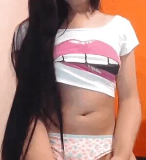 Little cutie, I would suck her dry.