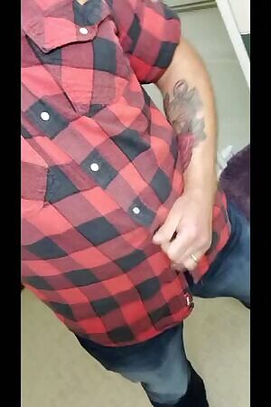 I might have a thing for flannel