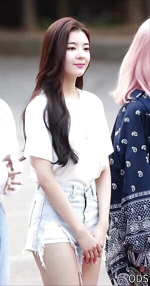 Itzy - Lia