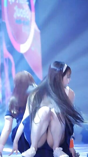 Oh My Girl - Yooa