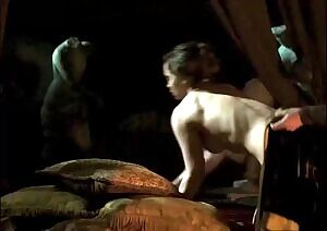 Emilia Clarke just loves to show off her sexy body on camera.