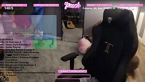 STPeach handstand as Samus