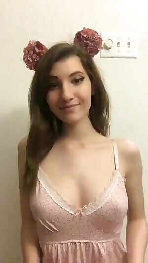 Adorable reveal u/Kawaiiikitty